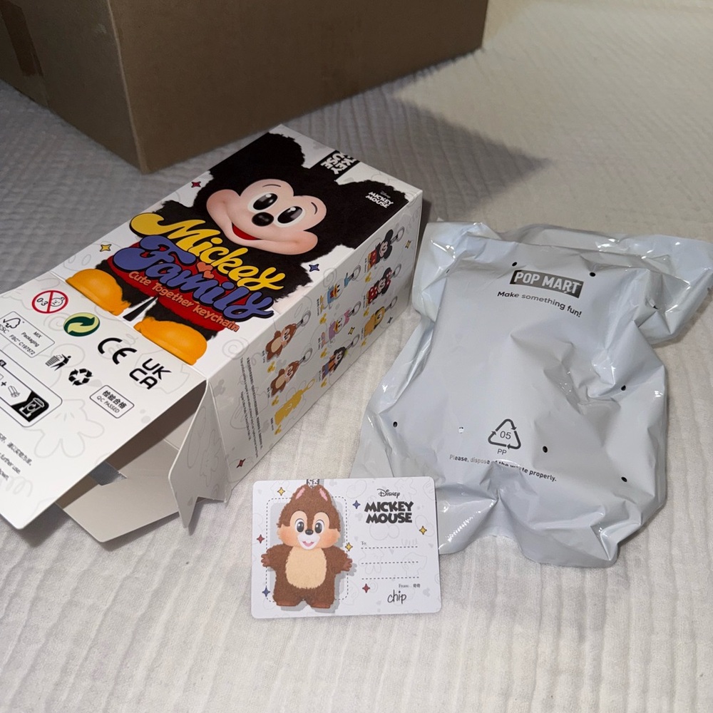 2 Mickey Family Cute Together Collectible Plushes.Bundle( 2 plushies). Chip&Dale - Picture 7 of 11